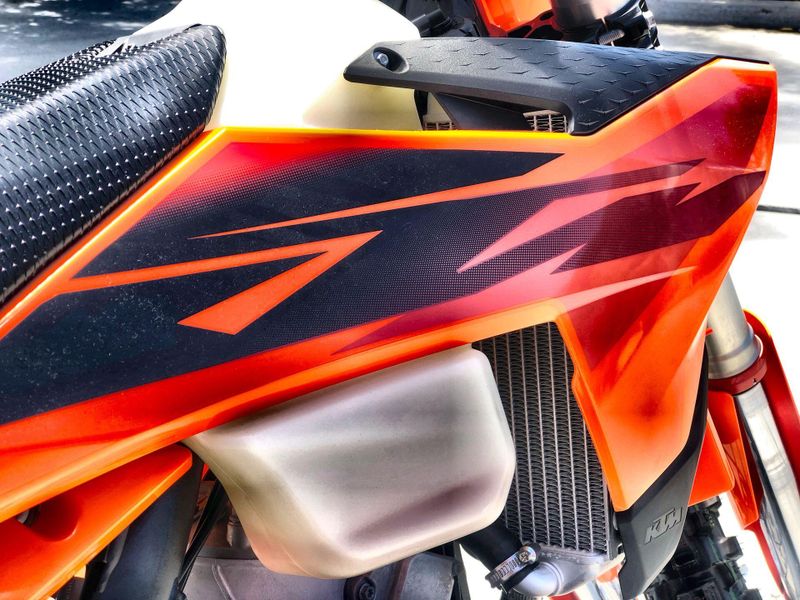 New 2027 KTM 250 XC Image 26