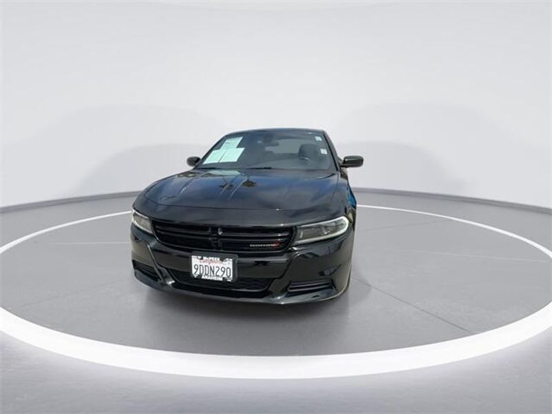 2022 Dodge Charger SXT photo 3