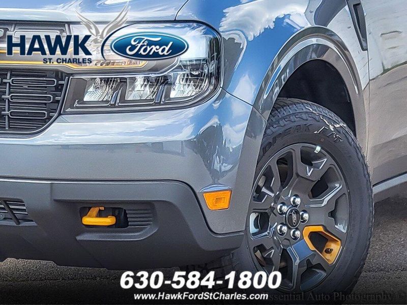 2024 Ford Maverick Lariat photo 2