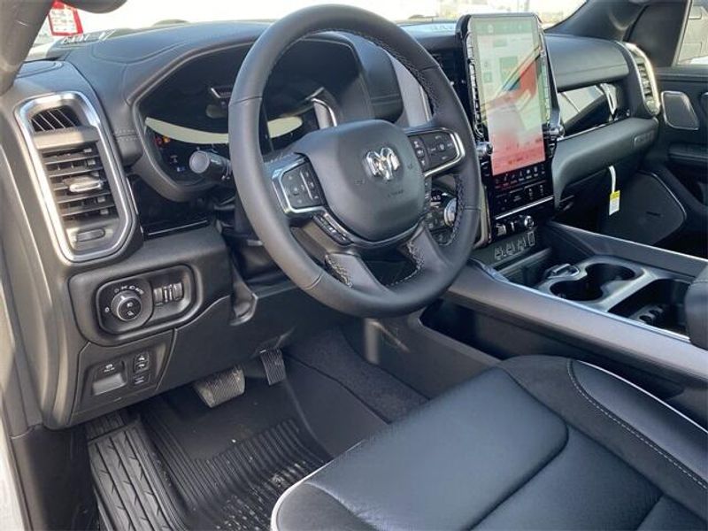 2025 RAM 1500 Laramie Crew Cab 4x4 5