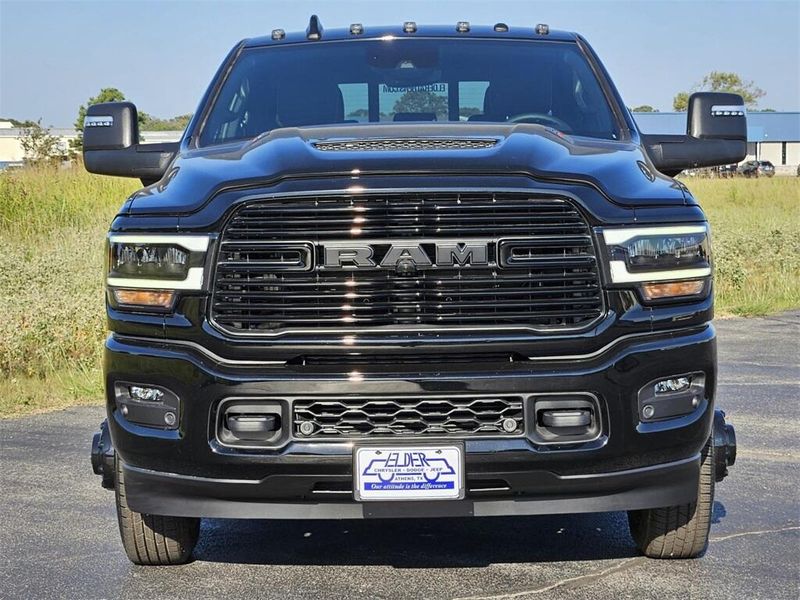 2024 RAM 3500 Laramie Crew Cab 4x4 8