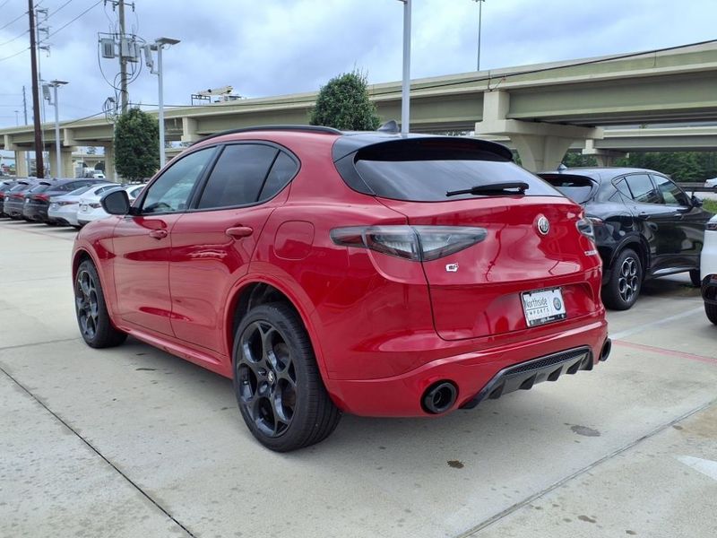 2025 Alfa Romeo Stelvio Tributo ItalianoImage 9