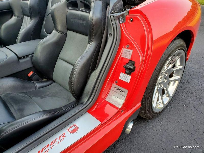 2003 Dodge Viper SRT-10Image 31