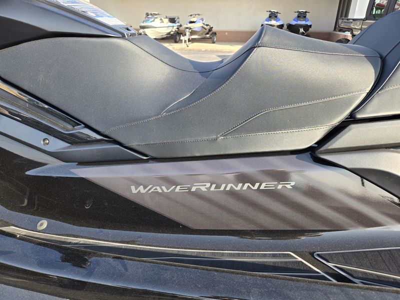 2025 Yamaha FX CRUISER SVHO WAUDIO BLACK Image 16