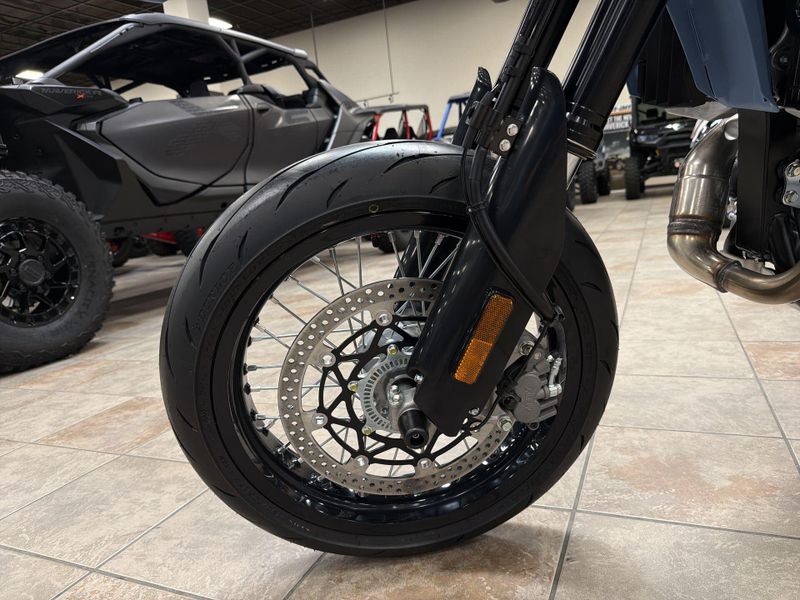New 2025 Suzuki DR-Z4SM Image 19