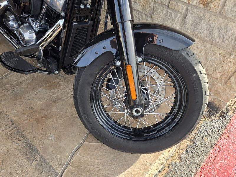 USED 2019 HARLEY SOFTAIL SLIM Image 9
