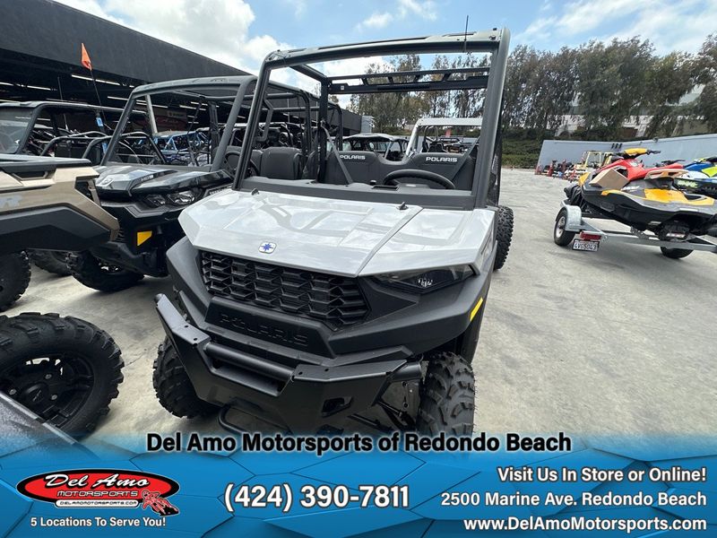 2023 Polaris R23MAE57B4  in a GHOST GRAY exterior color. Del Amo Motorsports of Redondo Beach (424) 304-1660 delamomotorsports.com 