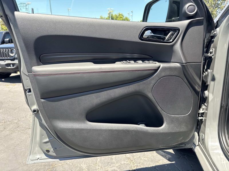 New 2026 Dodge Durango Gt Plus Awd Hemi V8
