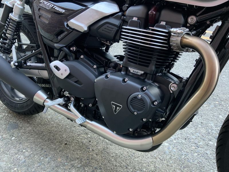 2025 Triumph SPEED TWIN 900 