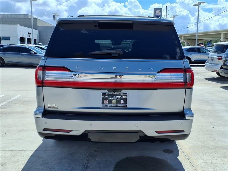 Used 2020 Lincoln Navigator L ReserveImage 8