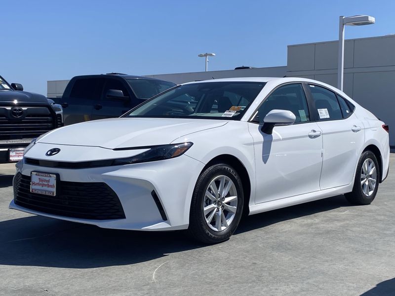 New 2025 Toyota Camry LEImage 6