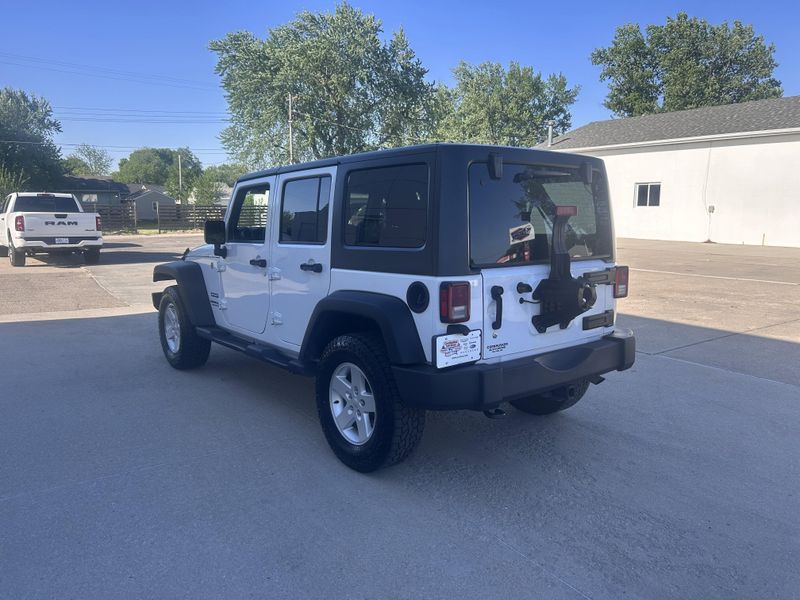 2017 Jeep Wrangler Unlimited SportImage 7