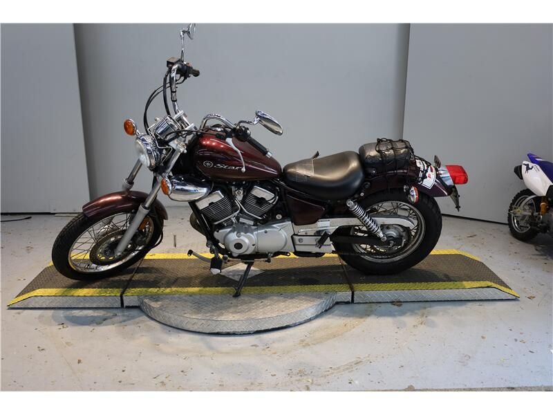 Used 2008 Yamaha V-STAR Image 7