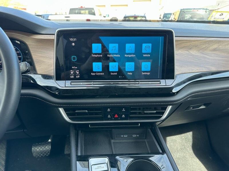 2024 Volkswagen Atlas 2.0T SE w/TechnologyImage 7