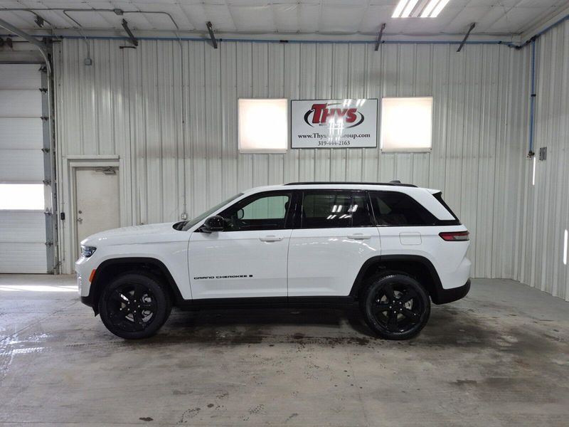 2025 Jeep Grand Cherokee Limited 4x4Image 19