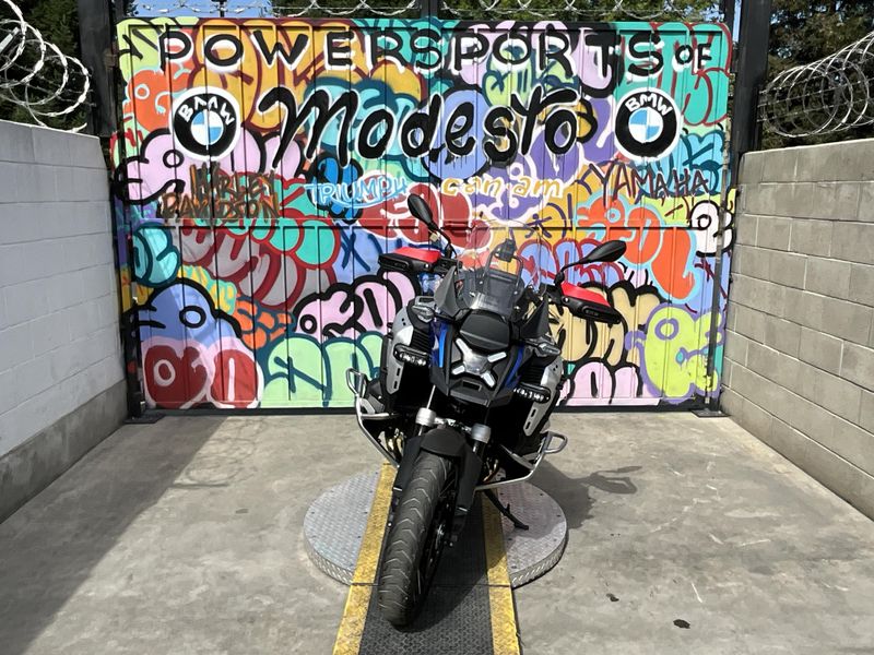 New 2026 BMW R 1300 GS Adventure Image 3