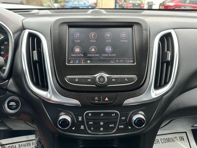 2022 Chevrolet Equinox LT photo 7