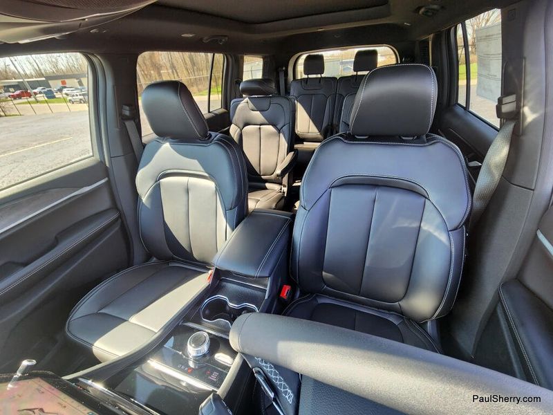 New 2026 Jeep Grand Cherokee L Limited 4x4