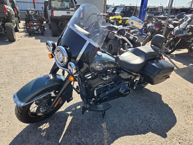USED 2020 HARLEY SOFTAIL HERITAGE CLASSIC 114 Image 3