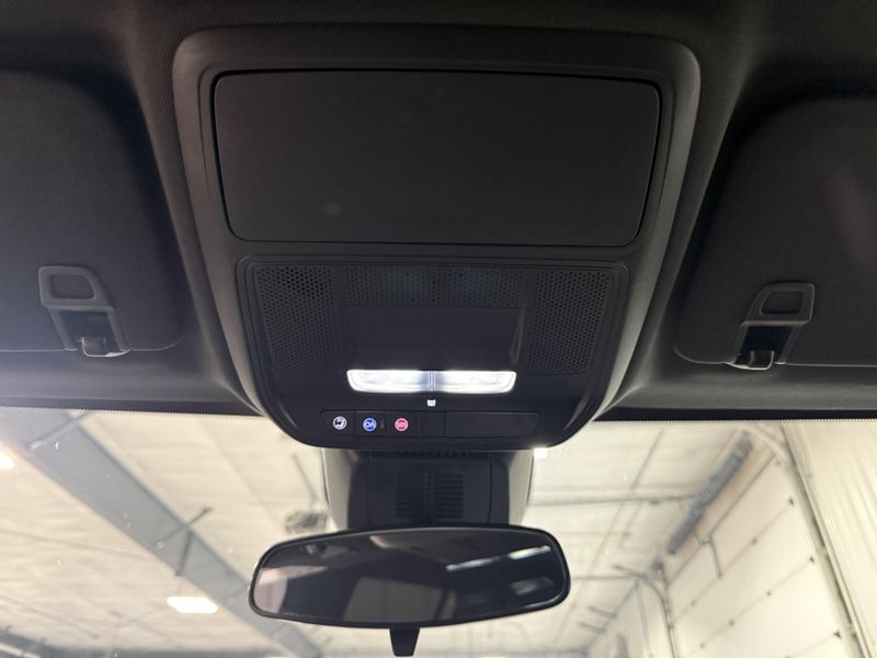 Used 2025 Chevrolet Equinox AWD LTImage 22