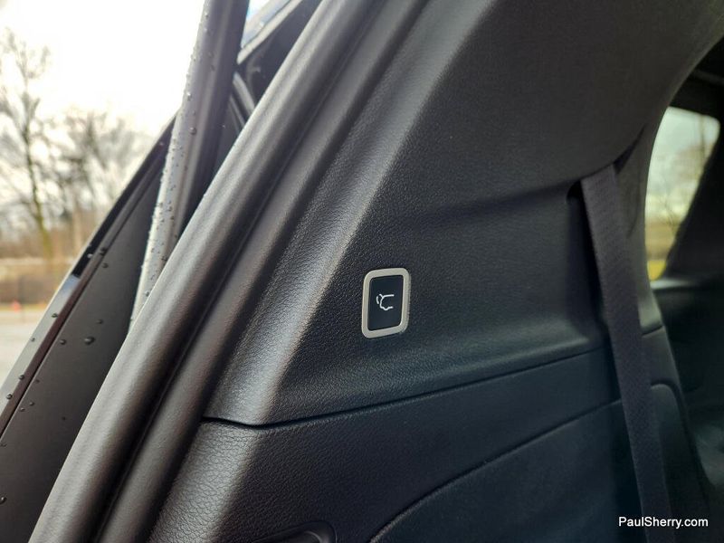 New 2026 Chrysler Voyager Lx