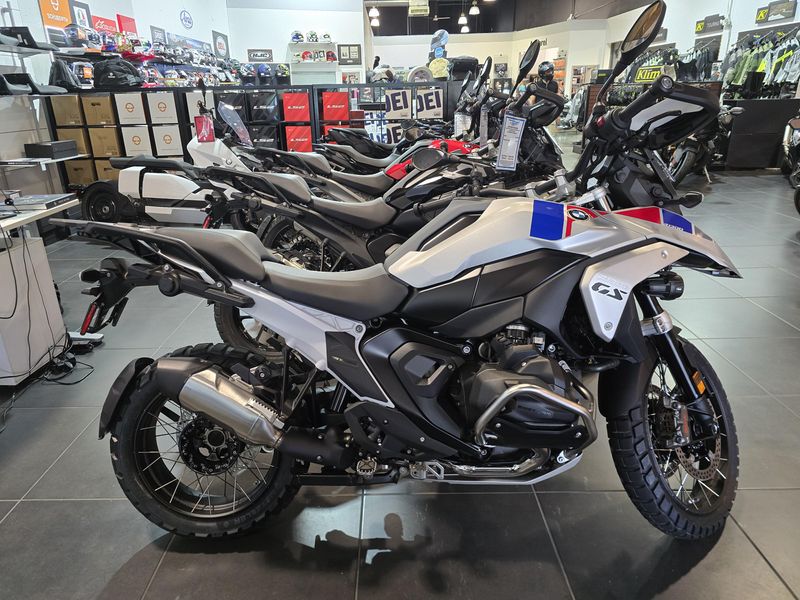 New 2026 BMW R1300GS Image 1
