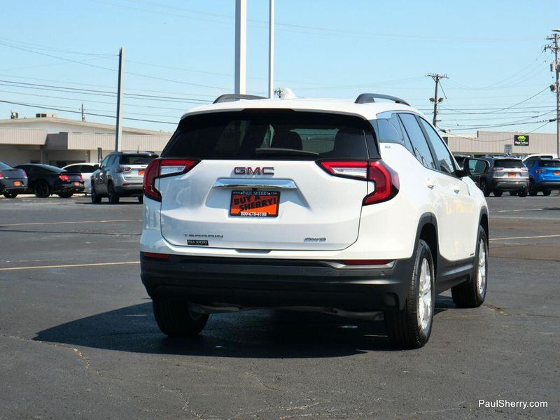 Used 2023 GMC Terrain SLE