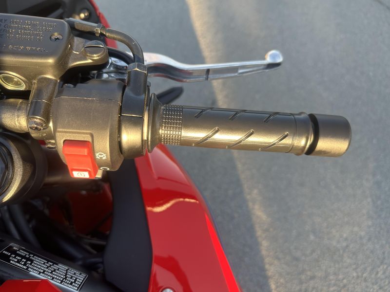 2024 Honda CBR650R ABS Image 13