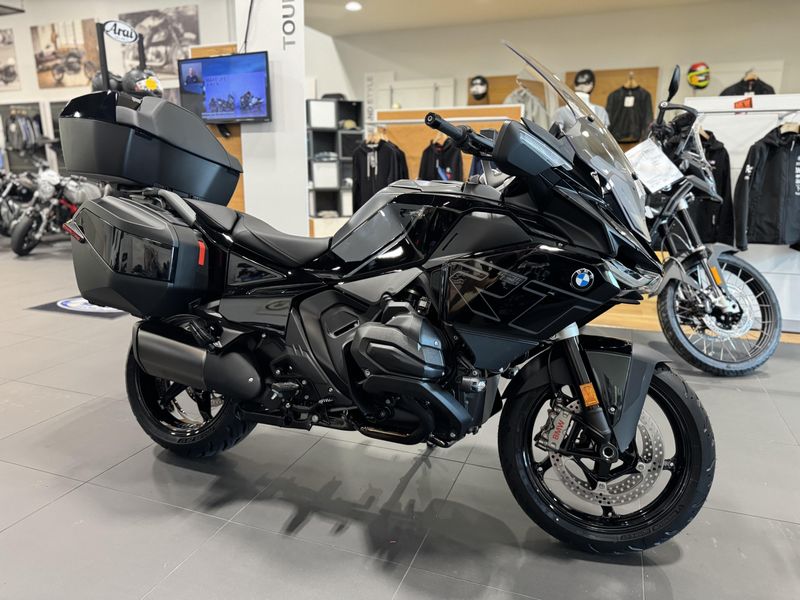 2026 BMW R 1300 RTImage 1