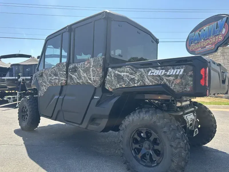 2025 Can-Am DEFENDER MAX LIMITED CAB HD10 WILDLAND CAMOImage 6