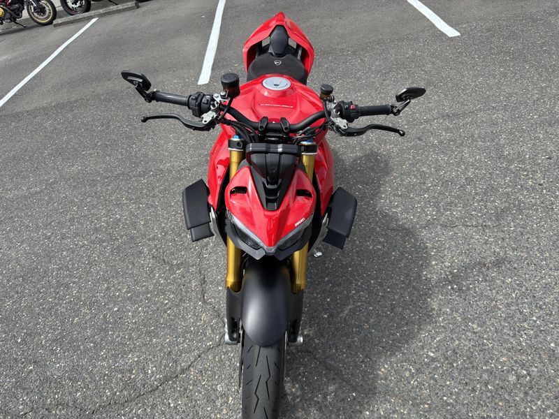 2021 Ducati Streetfighter V4 
