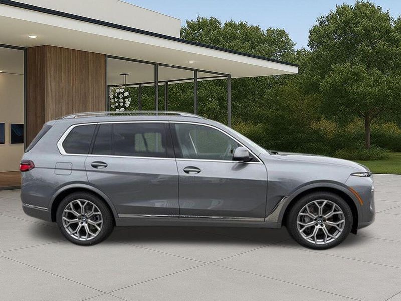 New 2026 BMW X7 xDrive40iImage 7