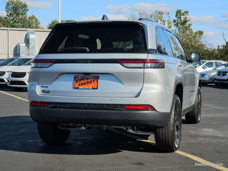New 2025 Jeep Grand Cherokee Altitude X 4x4