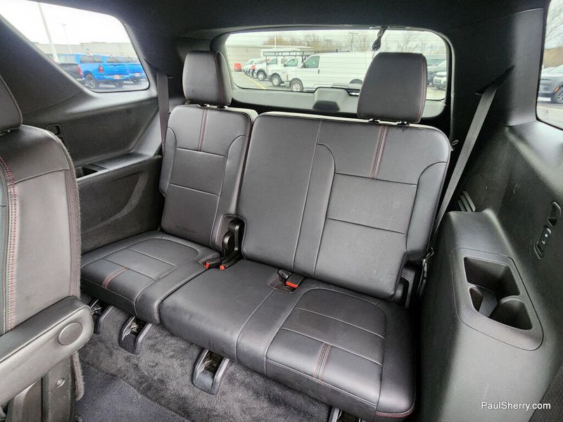 Used 2022 Chevrolet Traverse RS