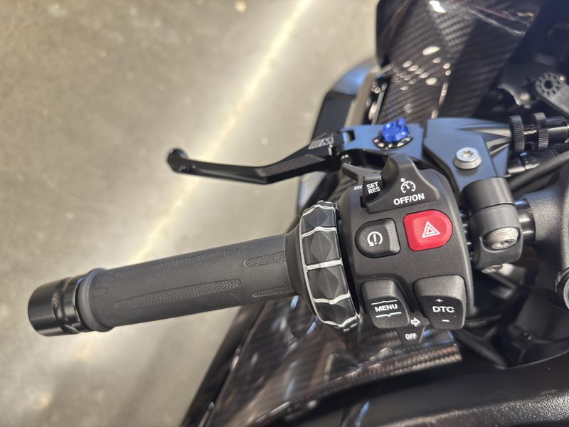 2025 BMW S 1000 RR - BLACK STORM METALLIC