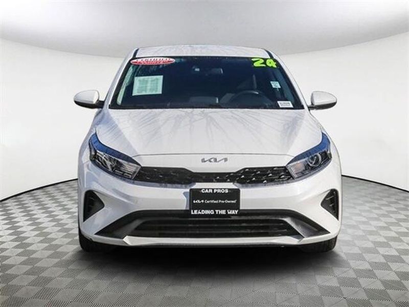 2024 Kia Forte LXSImage 3