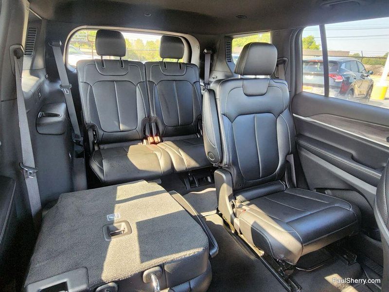 Used 2024 Jeep Grand Cherokee L Limited Black