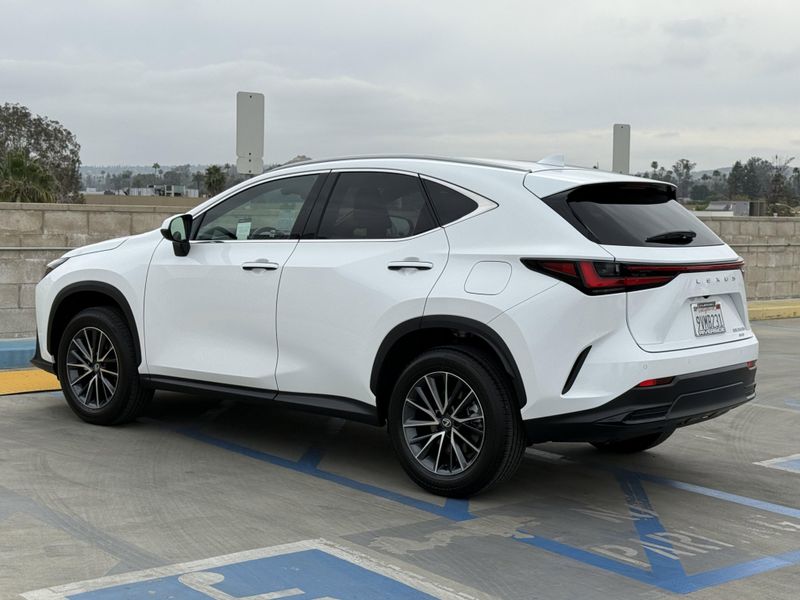 Used 2026 Lexus NX 350hImage 9