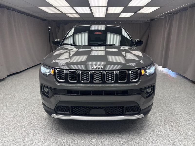 New 2026 Jeep Compass Limited 4x4Image 5