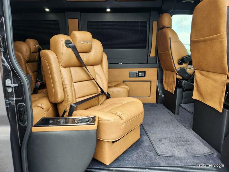 New 2024 RAM Promaster 2500 Slt+ Window Van High Roof 159