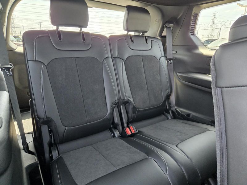 New 2026 Jeep Grand Cherokee L Laredo Altitude 4x4
