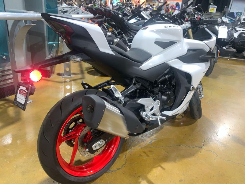 New 2025 CFMOTO 450SS Image 20