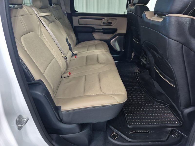 2019 RAM 1500 LimitedImage 8
