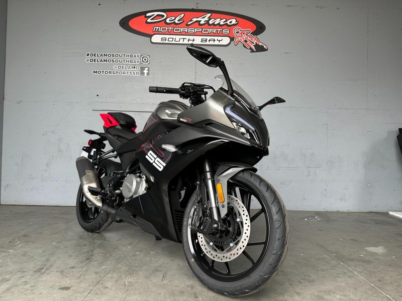 New 2025 CFMOTO 300SS Image 2