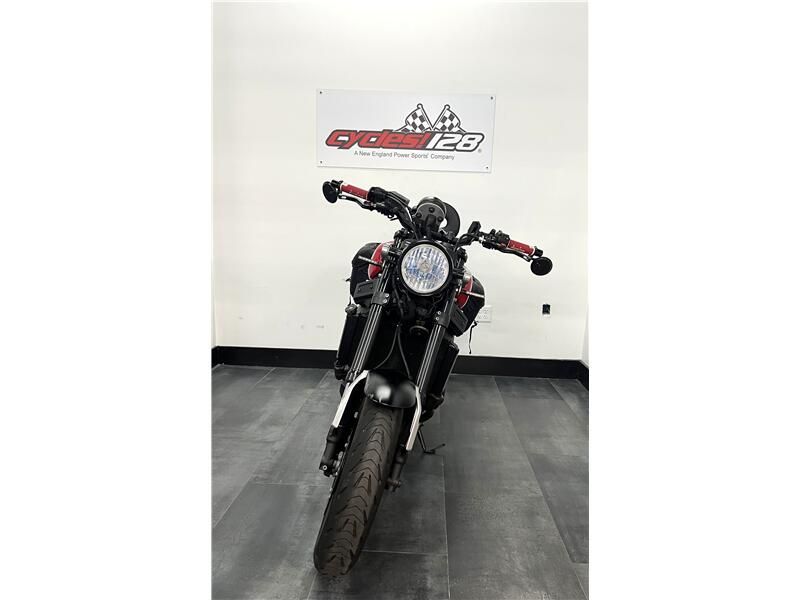 Used 2018 Yamaha XSR900 Image 3