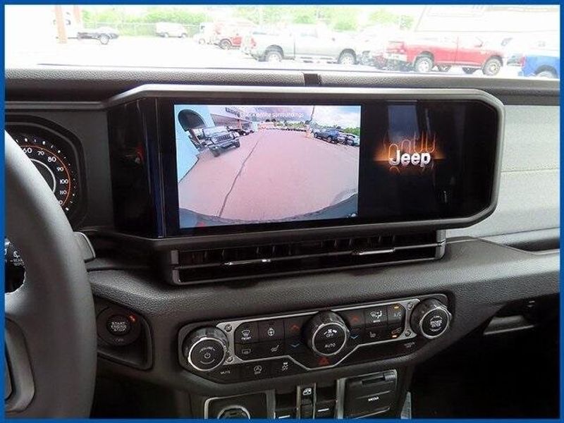 New 2025 Jeep Wrangler WillysImage 18