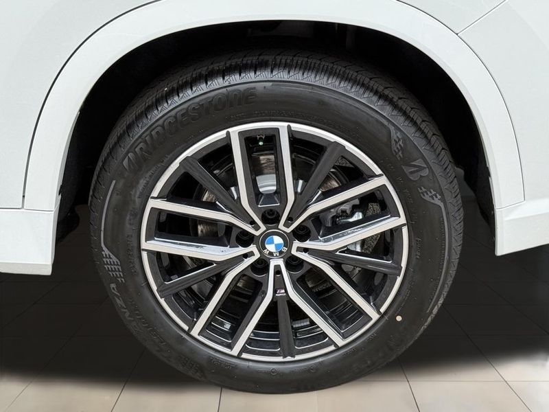 2025 BMW X1 xDrive28iImage 17