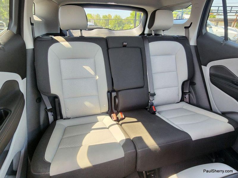 Used 2023 GMC Terrain SLE