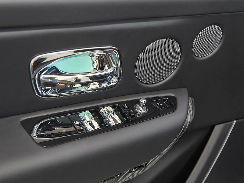 New 2026 Rolls-Royce Cullinan Image 20