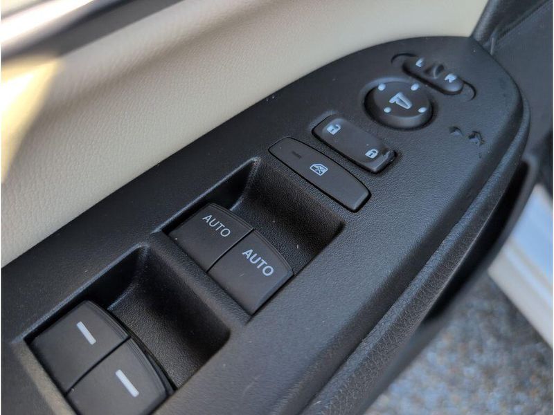 Used 2021 Honda CR-V EX-LImage 12